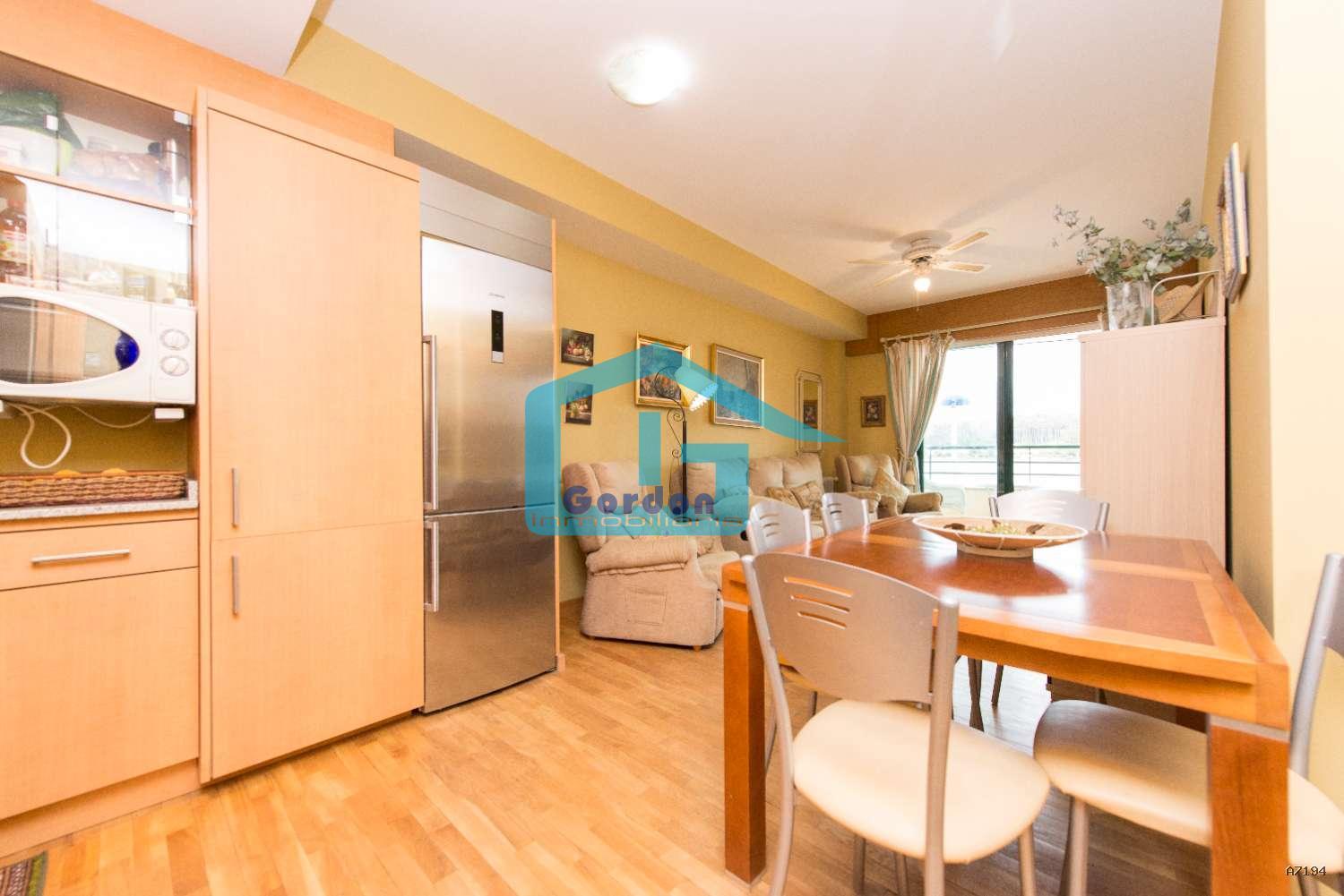 Flat for Sale in Grove, O