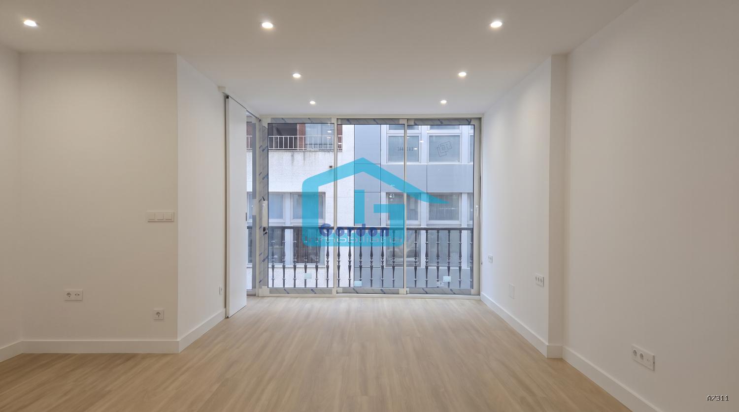 Flat for Sale in Sanxenxo