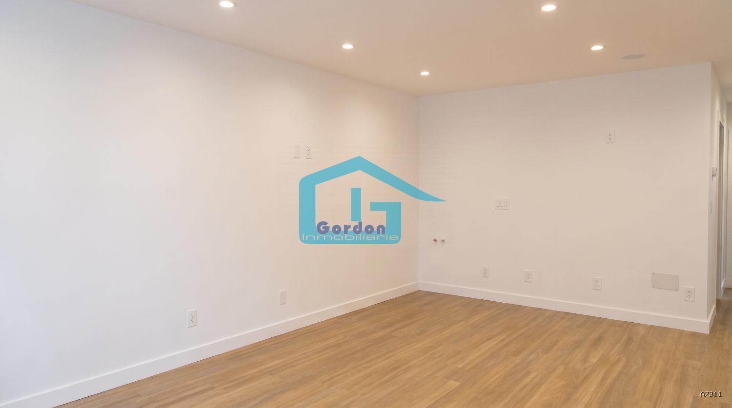 Flat for Sale in Sanxenxo