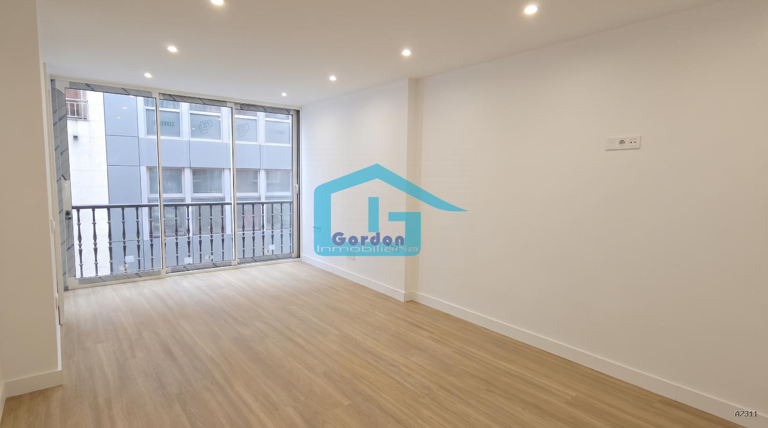 Flat for Sale in Sanxenxo