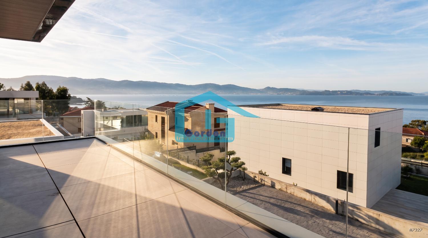 Chalet for Sale in Sanxenxo