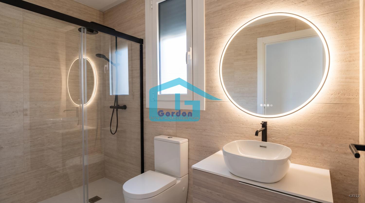 Chalet for Sale in Sanxenxo