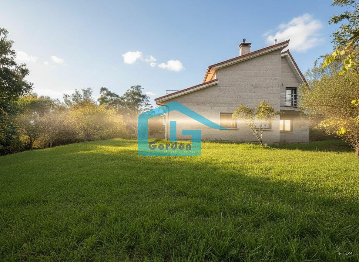 Chalet for Sale in Sanxenxo