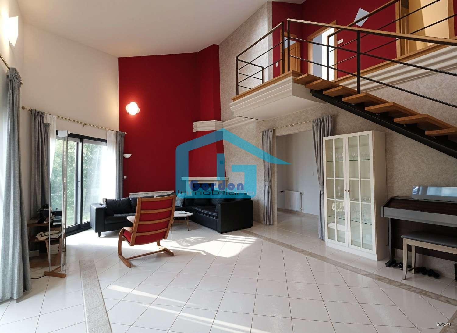 Chalet for Sale in Sanxenxo
