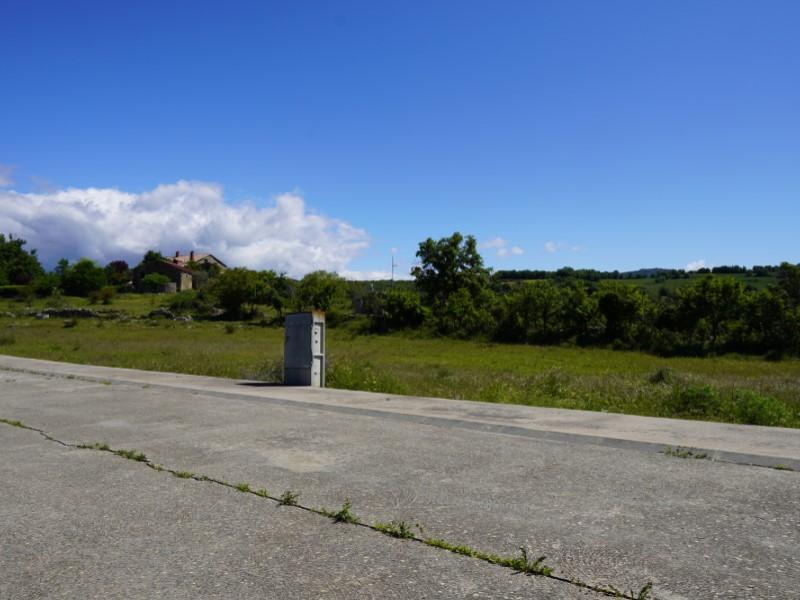 Plot for Sale in Castigaleu