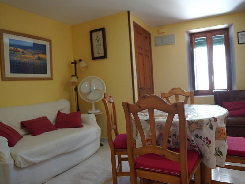 Flat for Sale in Fiscal