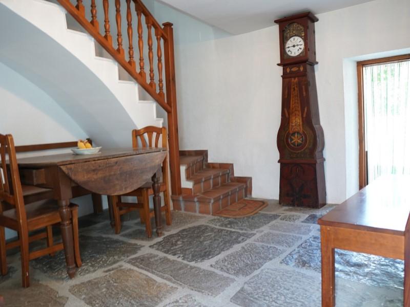 Flat for Sale in Fiscal