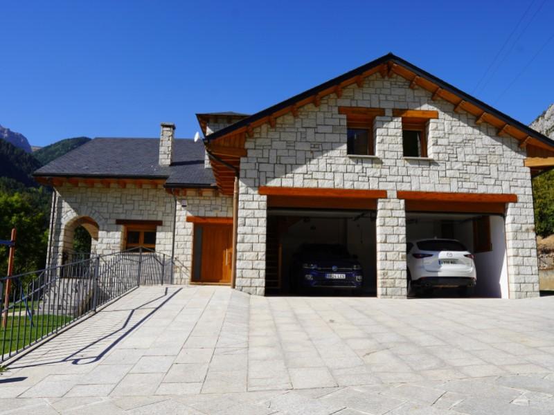 Casa en Venta en Bielsa
