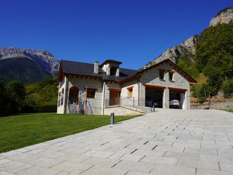 Casa en Venta en Bielsa