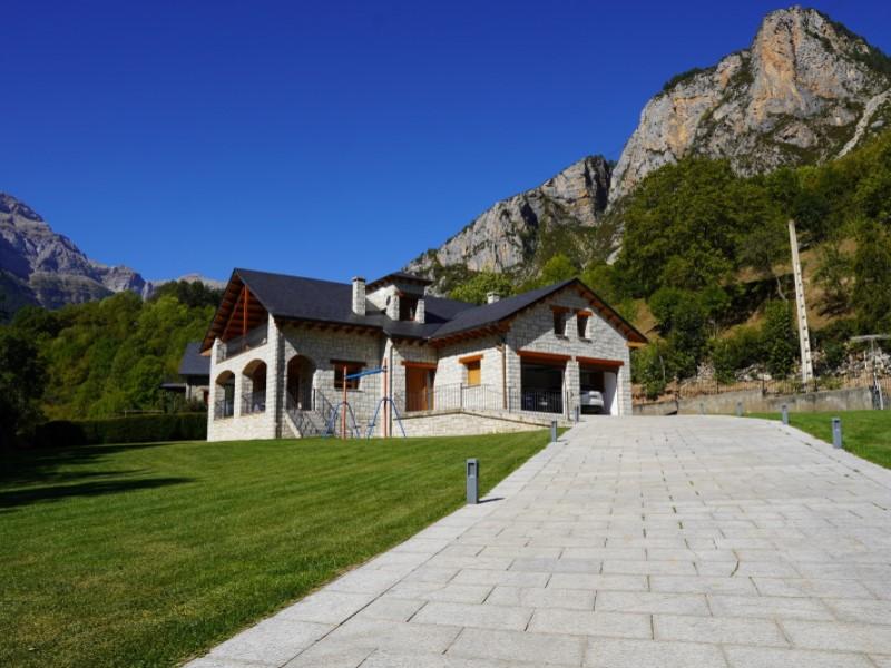 Casa en Venta en Bielsa