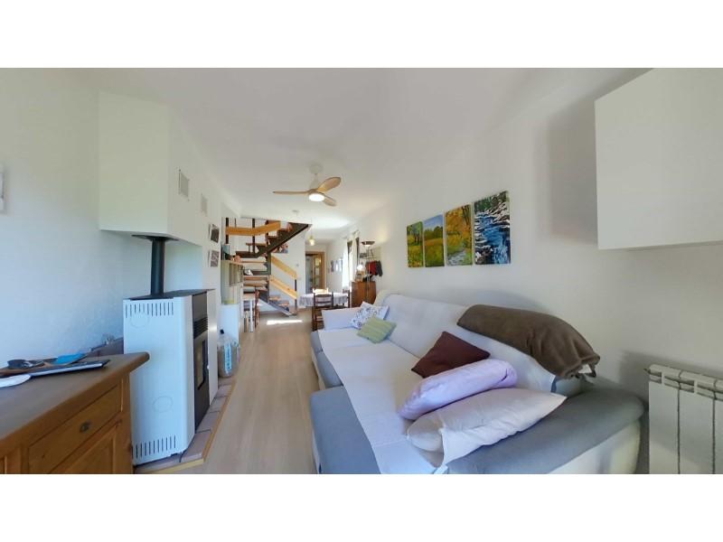 Duplex for Sale in Laspuña