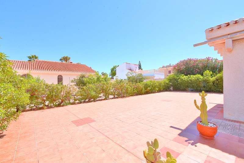Villa for Sale in Cartagena