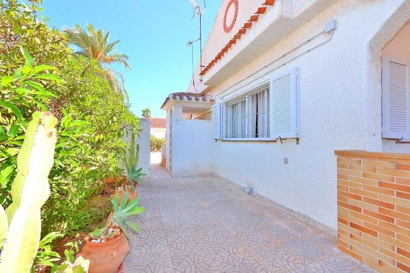 Villa for Sale in Cartagena