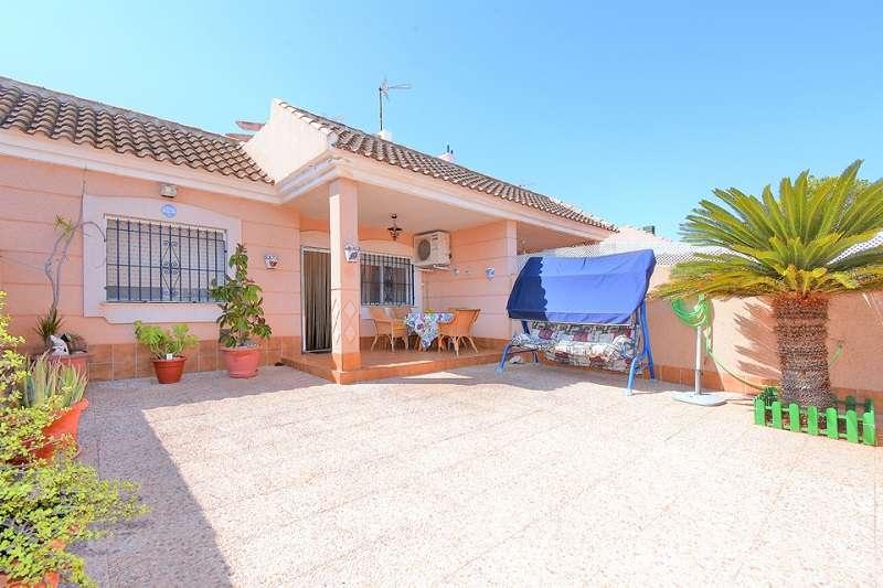 Villa for Sale in Cartagena