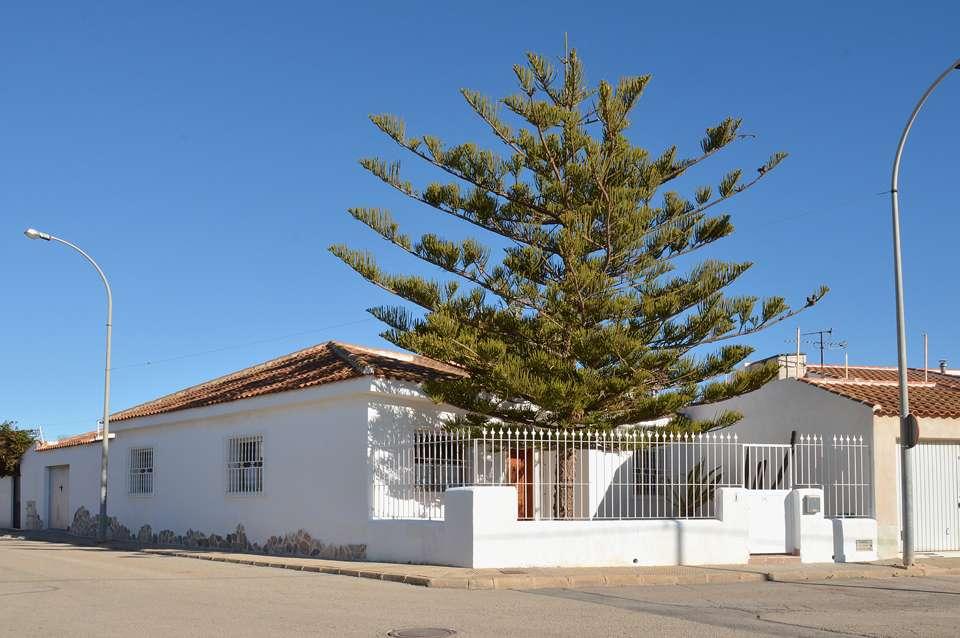 Villa for Sale in Torre-Pacheco