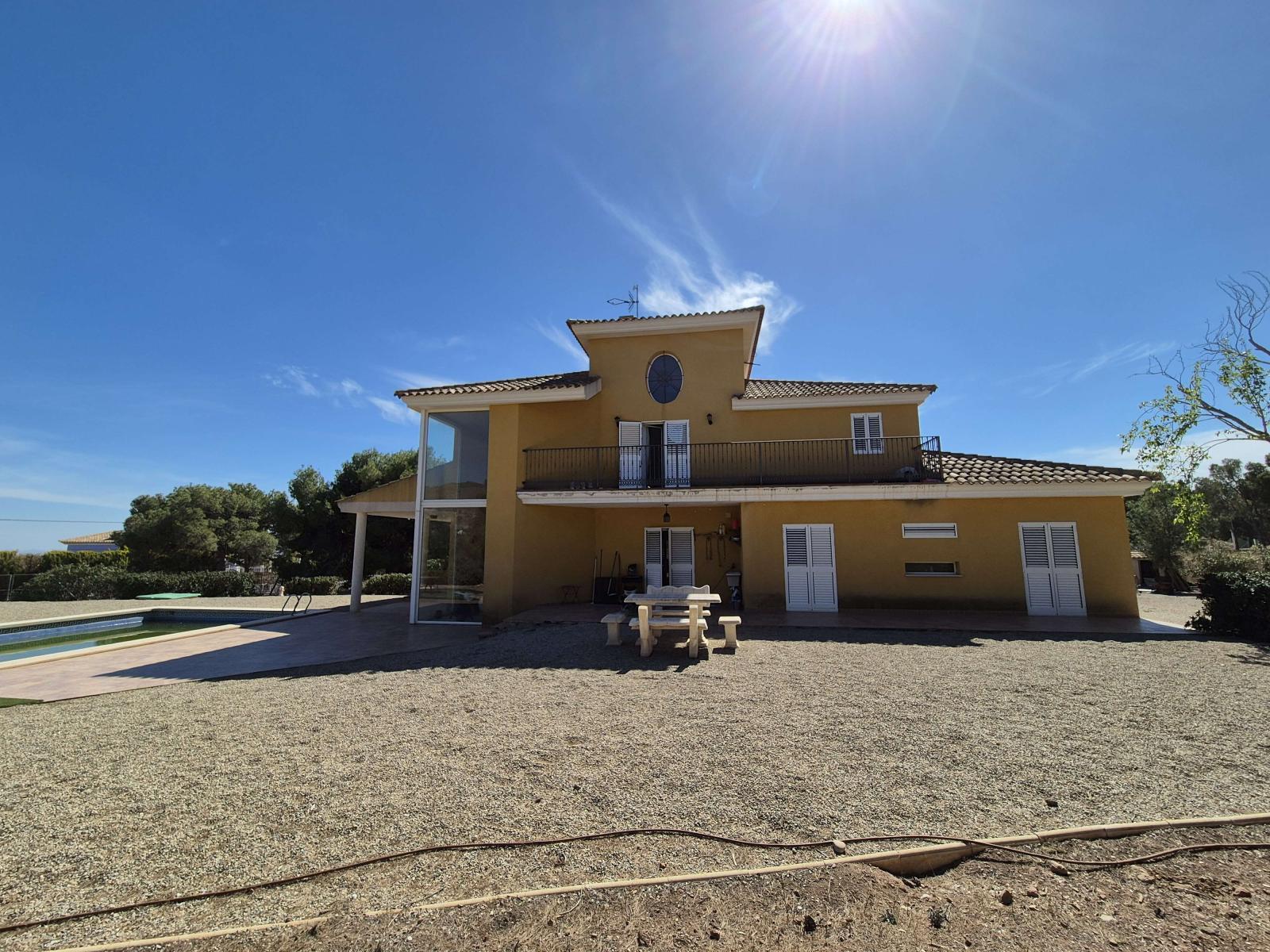 Villa for Sale in Totana