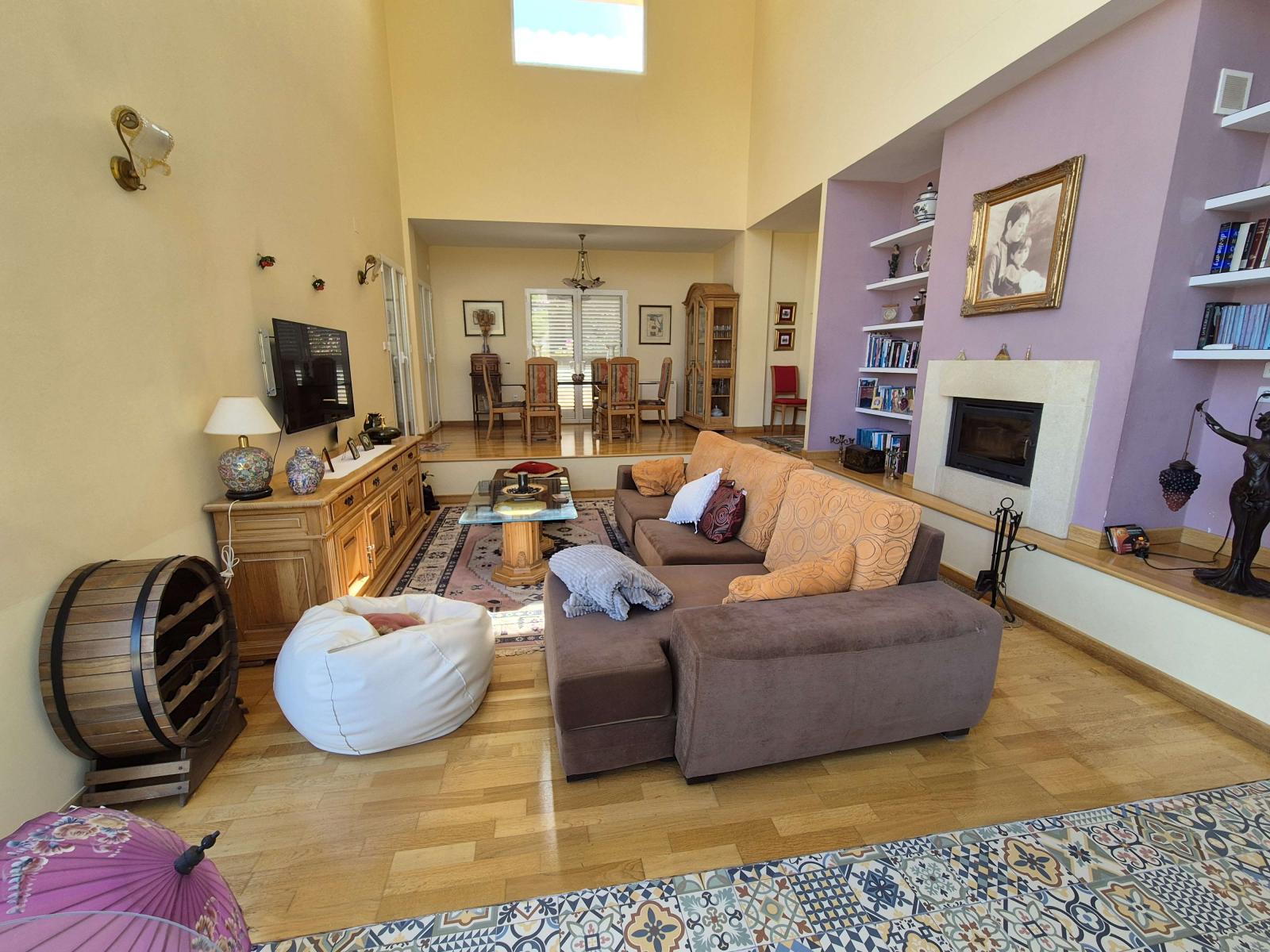 Villa for Sale in Totana