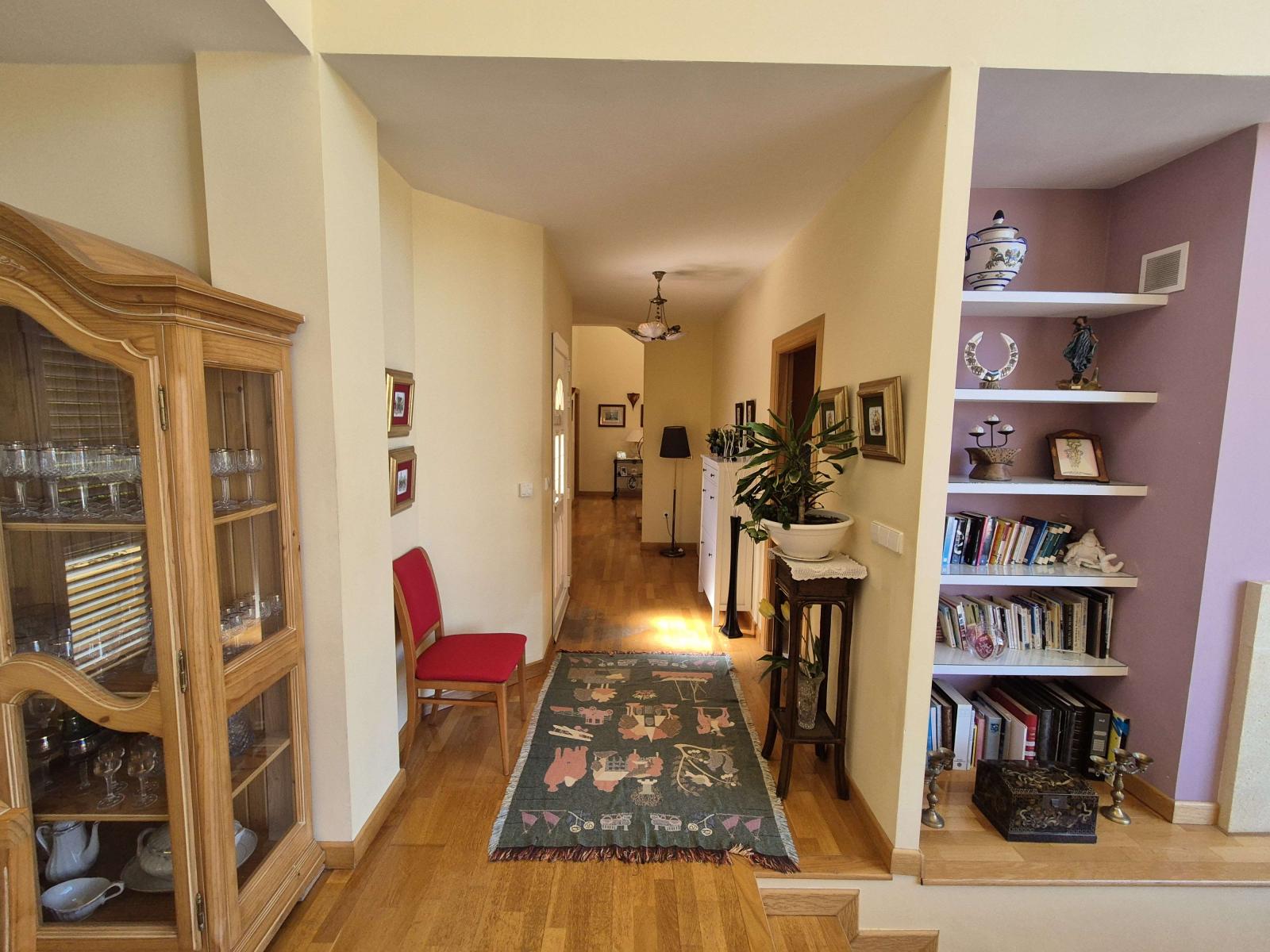 Villa for Sale in Totana