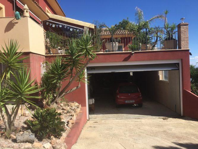 Villa for Sale in Totana