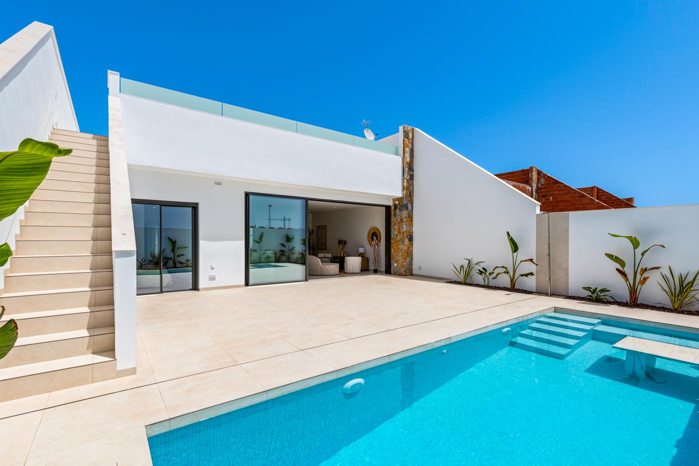 Villa for Sale in Los Alcázares