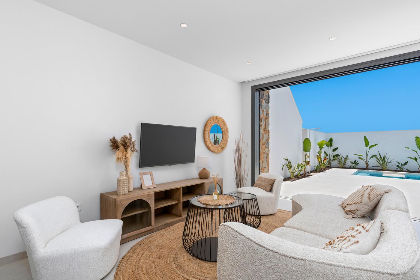 Villa for Sale in Los Alcázares