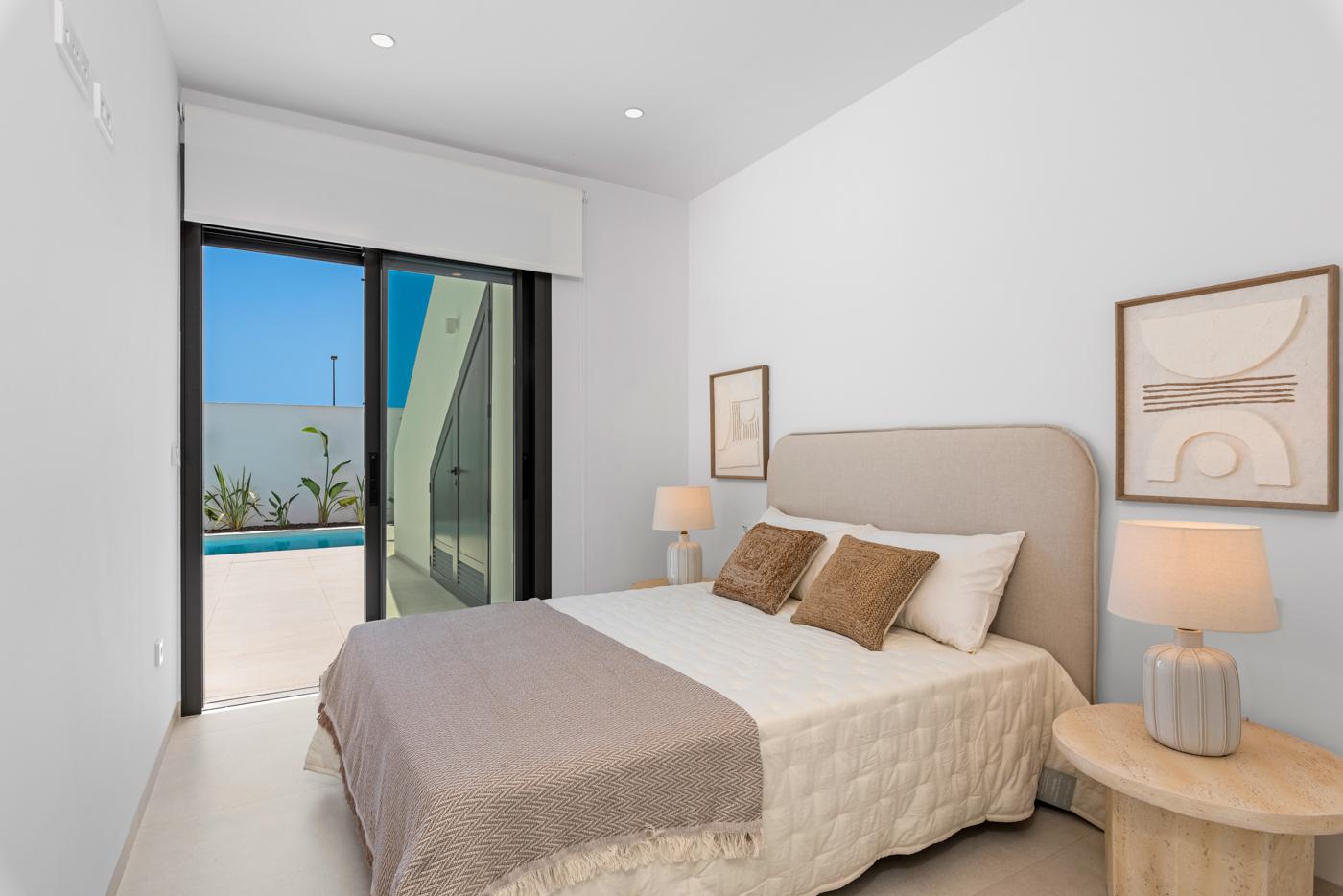 Villa for Sale in Los Alcázares