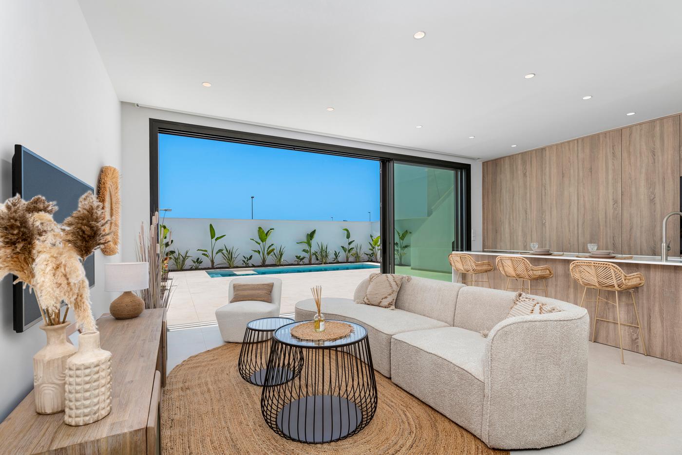 Villa for Sale in Los Alcázares