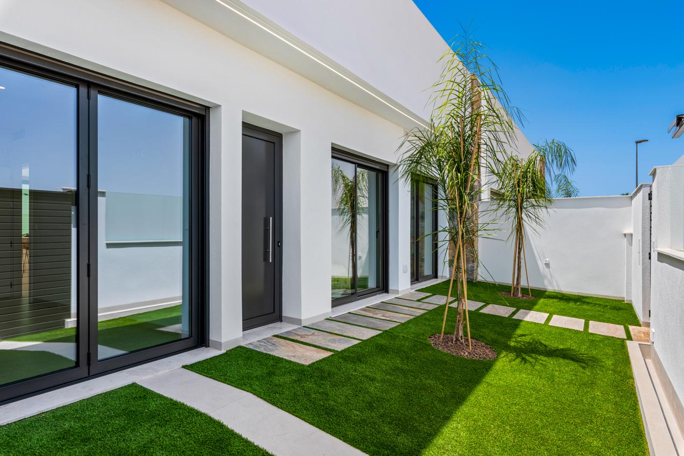 Villa for Sale in Los Alcázares