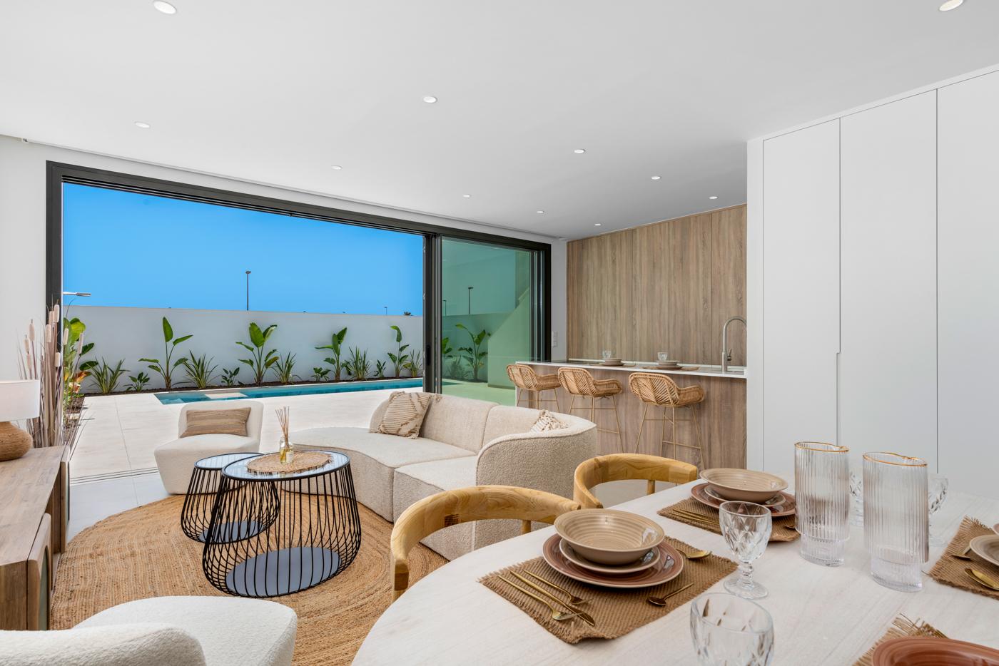 Villa for Sale in Los Alcázares