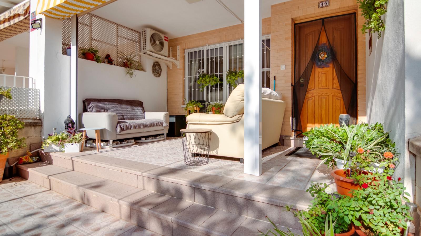 House for Sale in Los Alcázares