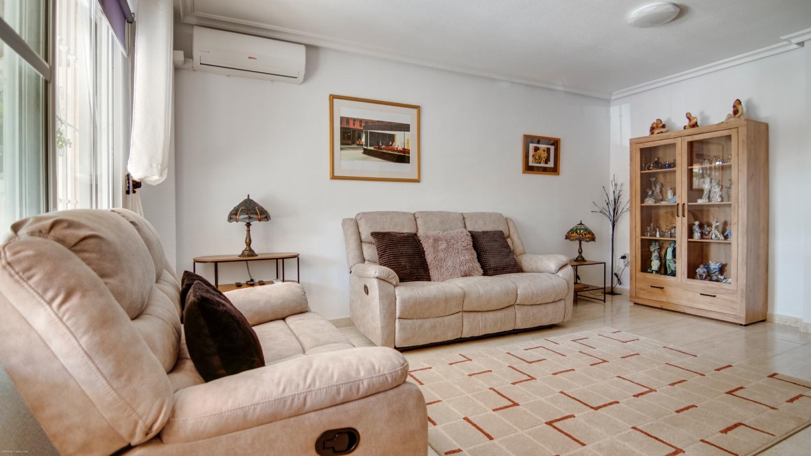 House for Sale in Los Alcázares