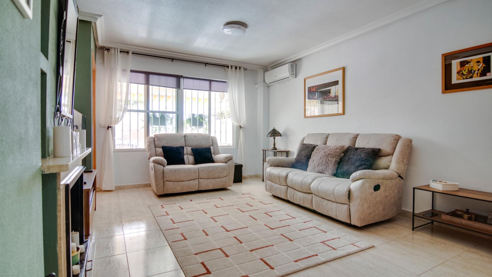 House for Sale in Los Alcázares