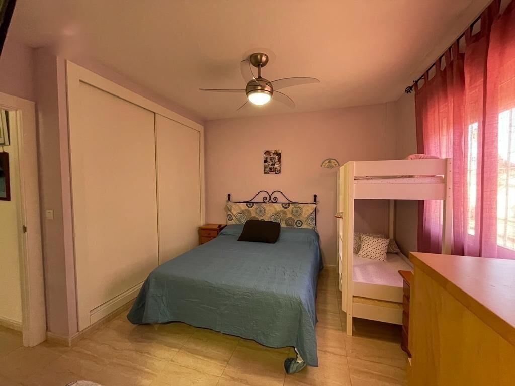 Villa en Venta en Los Alcázares