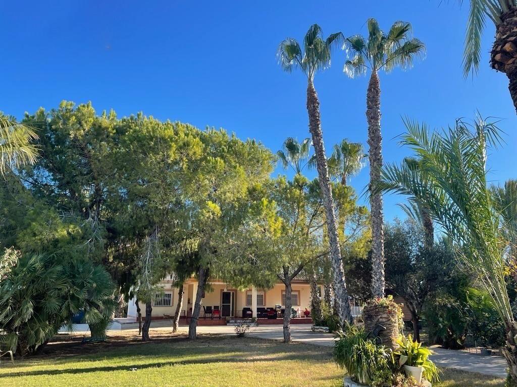 Villa en Venta en Los Alcázares