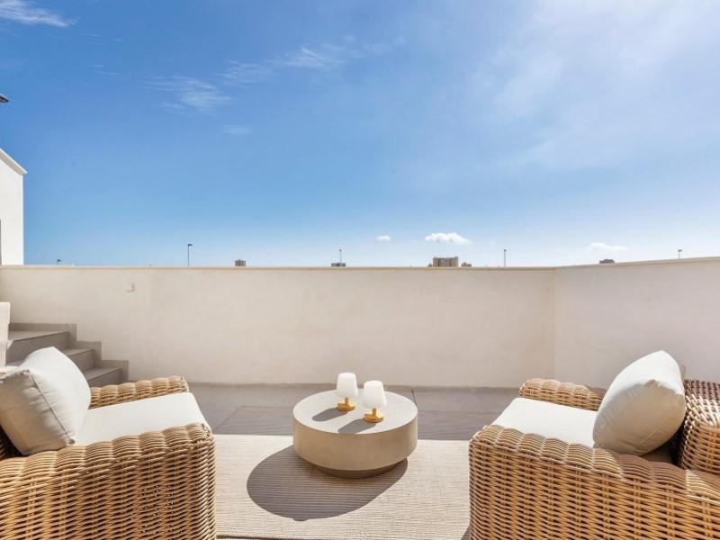 Villa for Sale in Los Alcázares