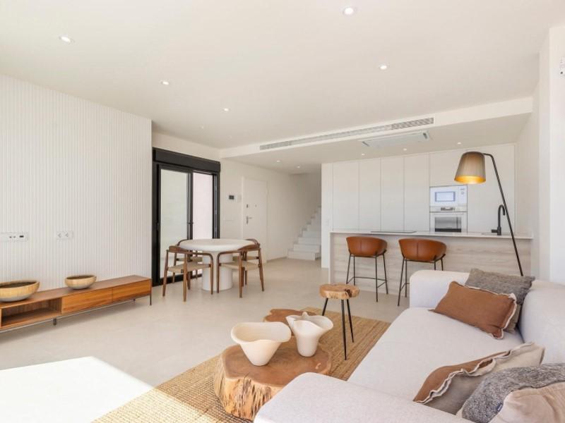 Villa for Sale in Los Alcázares
