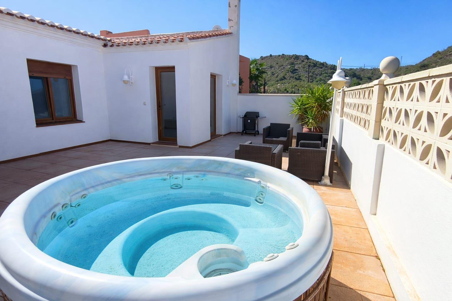 Chalet for Sale in Turre