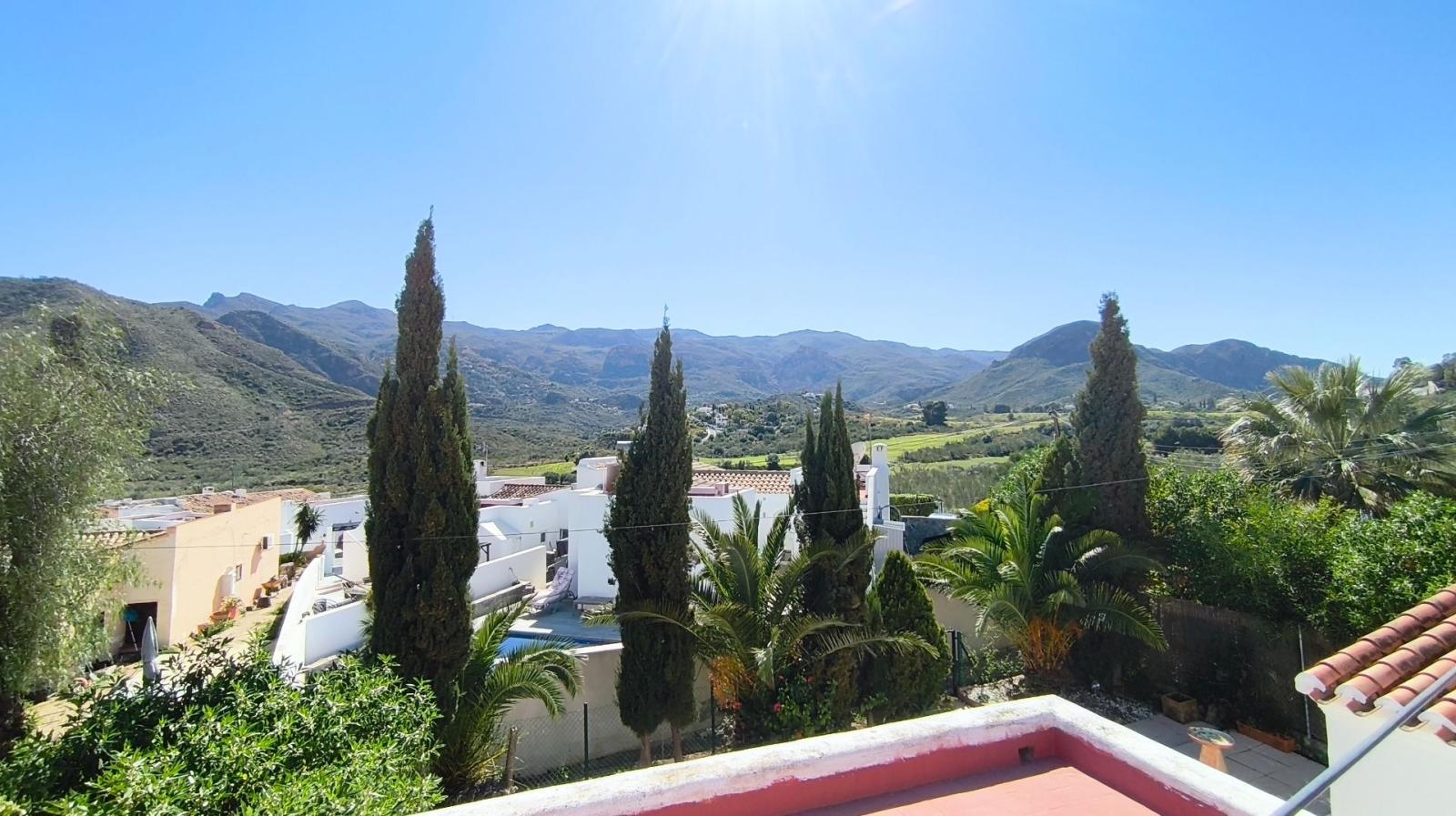 Chalet for Sale in Turre