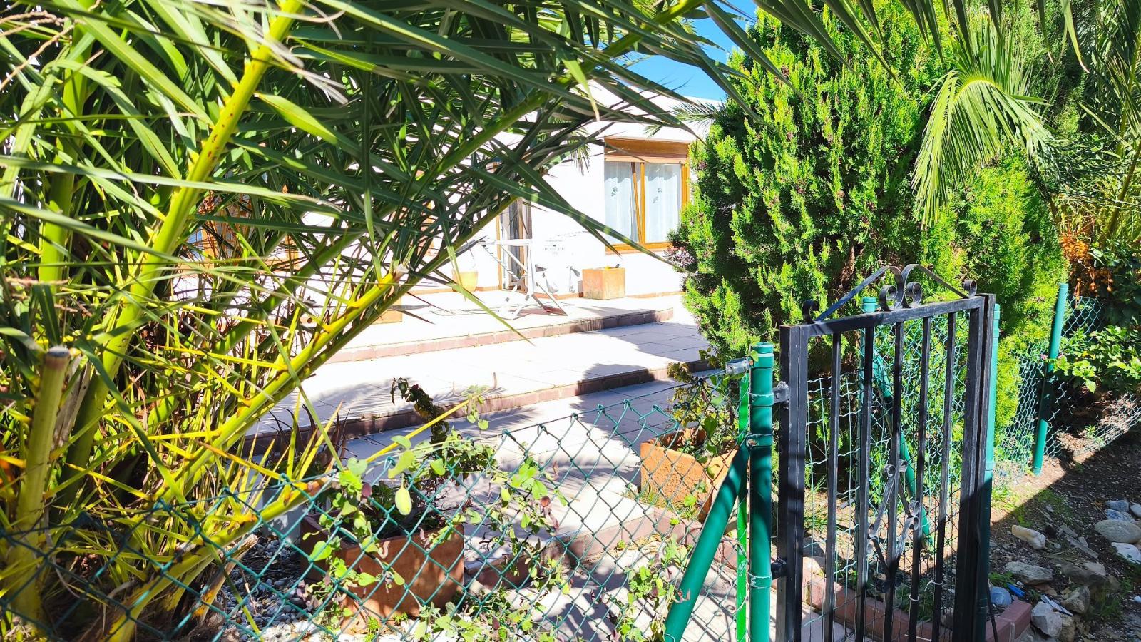 Chalet for Sale in Turre