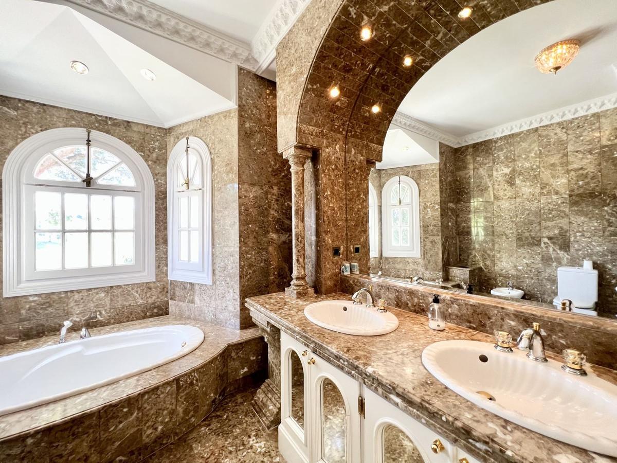 Villa en Venta en Benahavís