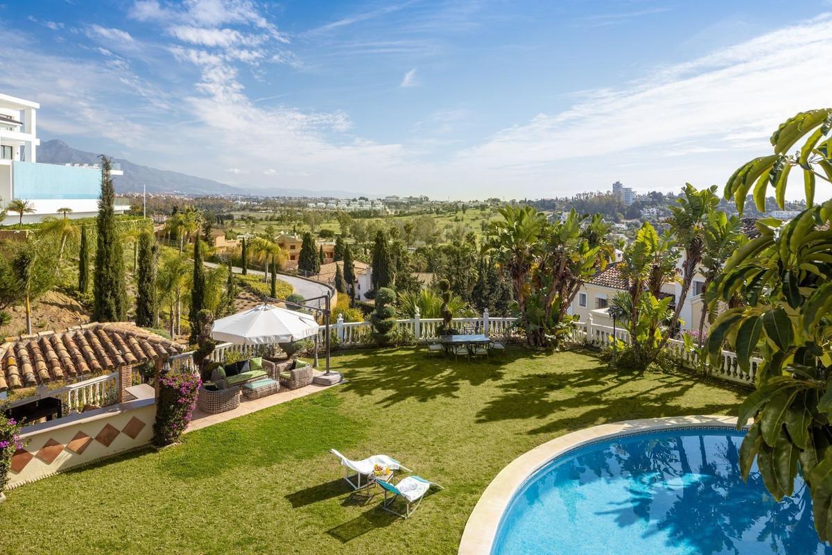Villa en Venta en Estepona