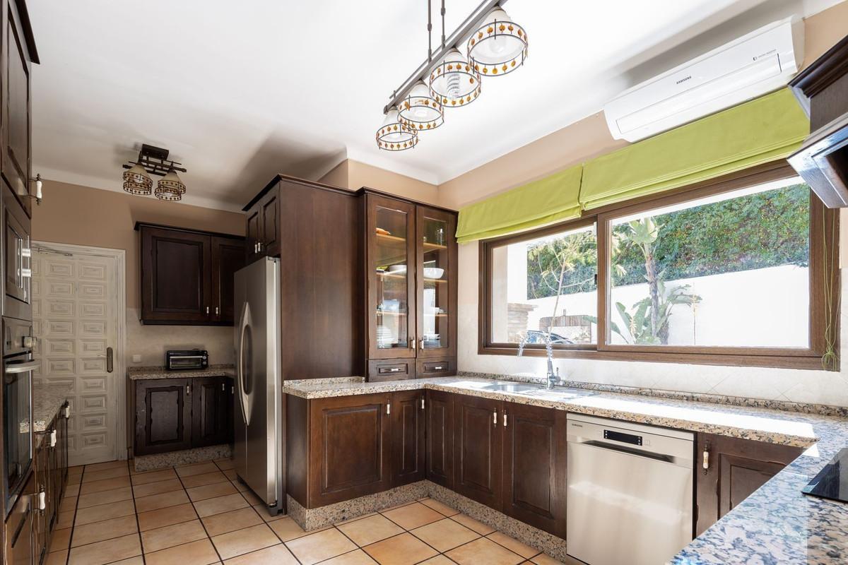 Villa en Venta en Estepona