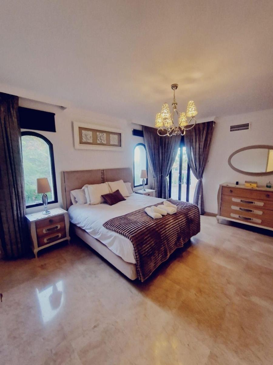 Villa en Venta en Estepona