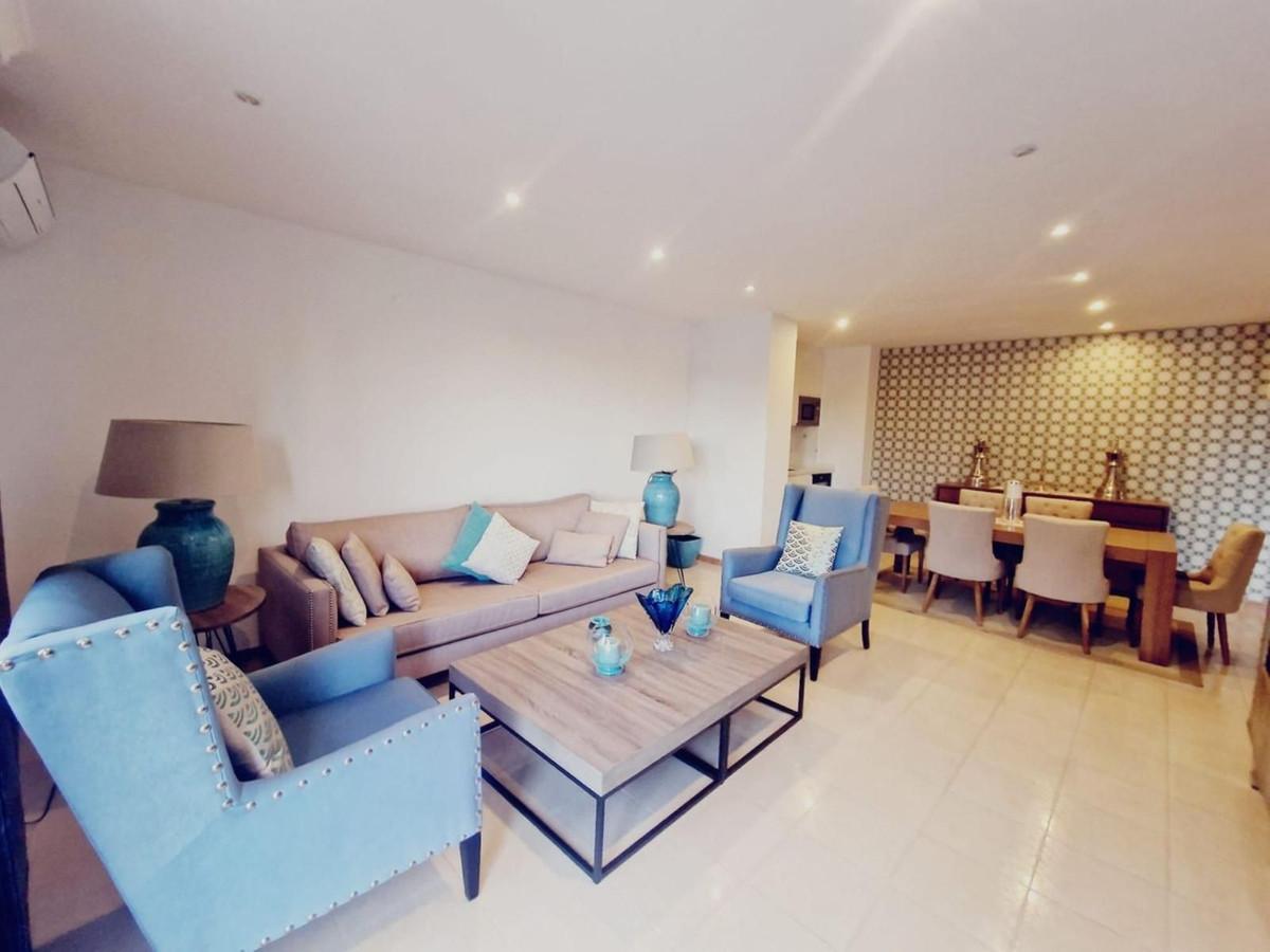 Villa en Venta en Estepona