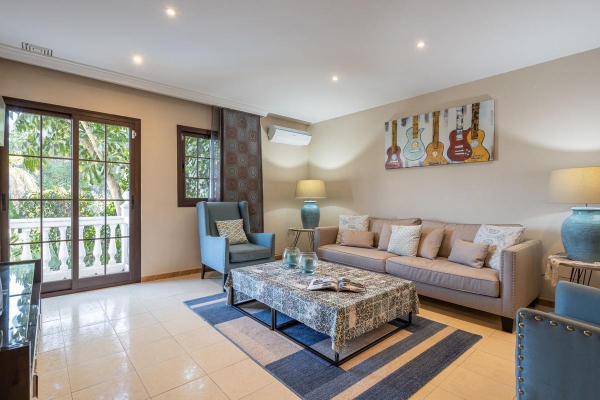 Villa en Venta en Estepona