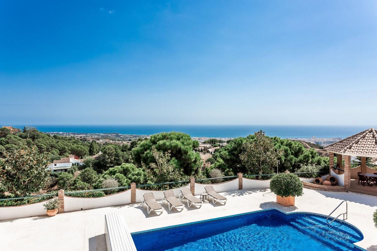 Villa en Venta en Estepona