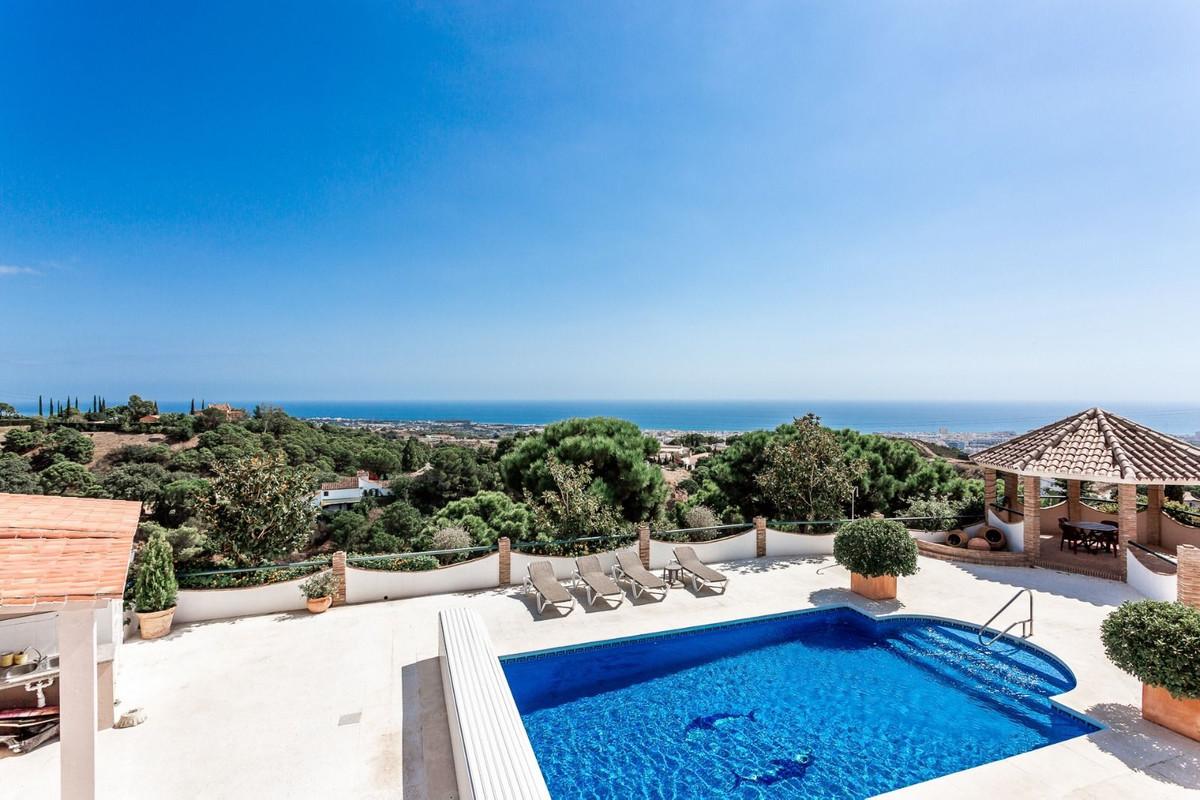 Villa en Venta en Estepona