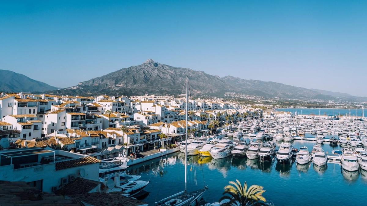 Villa for Rent in Marbella