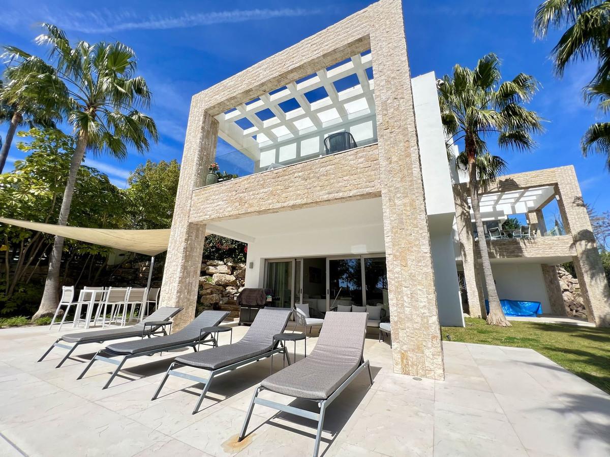 Villa for Sale in Estepona