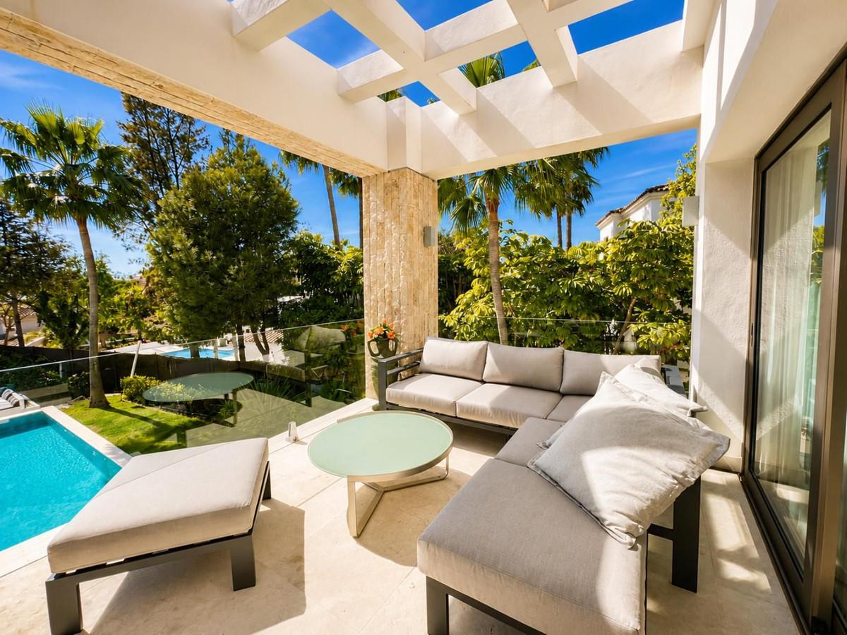Villa for Sale in Estepona